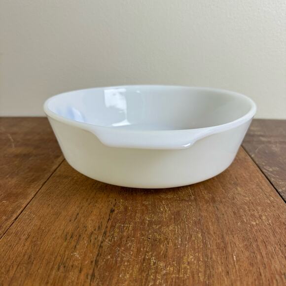 Fire‎ King Anchor Hocking Blue Corn Flower 438 Round 2 Quart Casserole Dish - Picture 5 of 7